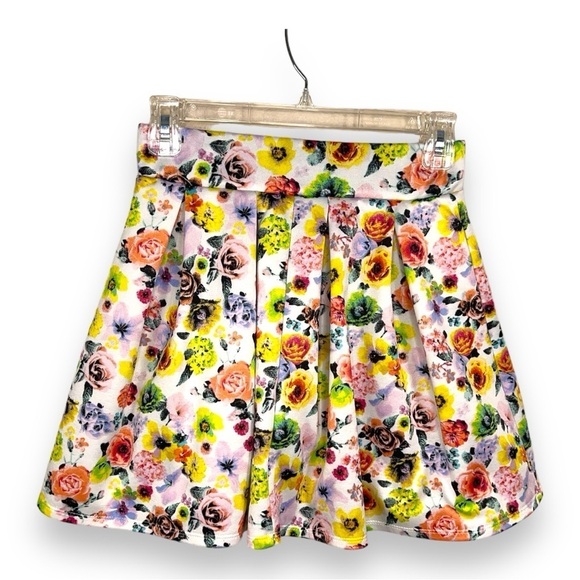 XS JUNIORS COLORFUL FLORAL PRINT SKIRT PLEATED STRETCH - Picture 1 of 4